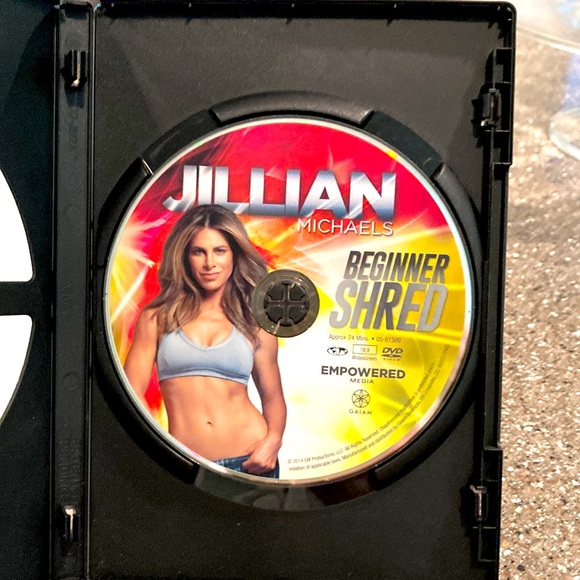 Jillian Michaels: Beginner Shred WORKOUT - Picture 3 of 3